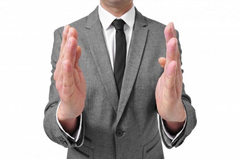 мужчына хоча павялічыць памер пеніса